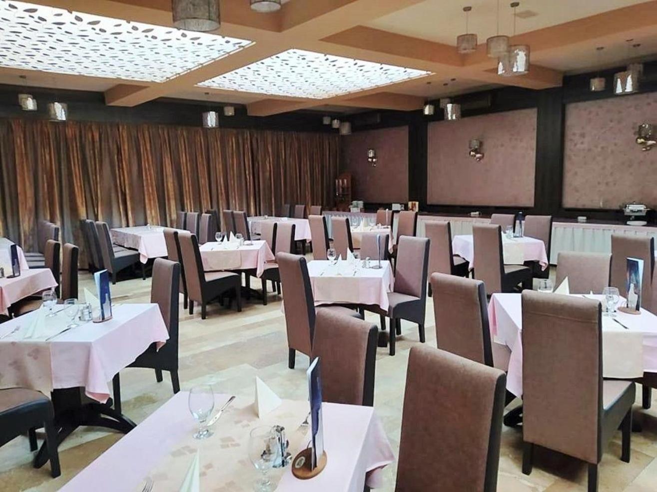 久洛公园酒店 外观 照片